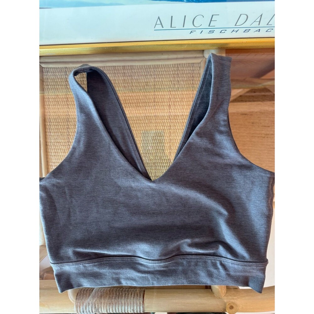 Beyond Yoga Heathered Olive Gray V-Back Sports Bra Size Medium
